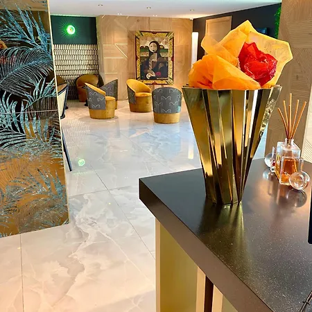 Ξενοδοχείο Calvi 3*