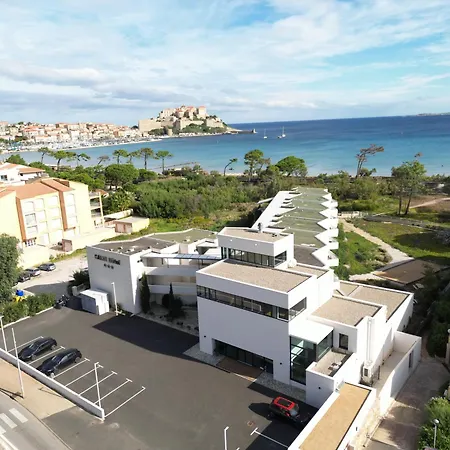 Calvi 3*