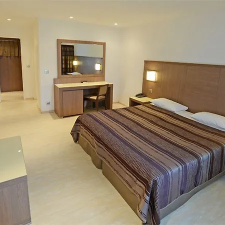 Calvi 3*
